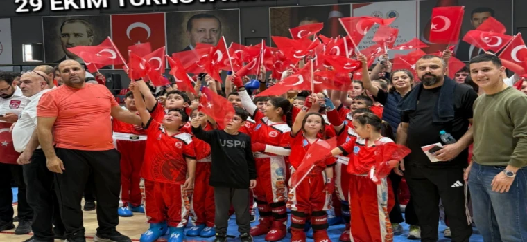 MT Han Spor Kulübü’nden 29 Ekim Kupası’nda 29 madalya