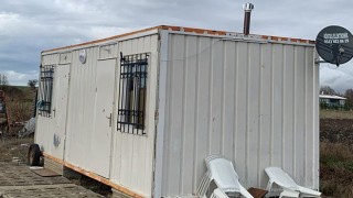 ÇALDIKLARI KONTEYNIRI BAŞKASINA SATARKEN YAKALANDILAR