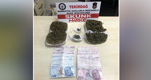 POLİS EKİPLERİ ZEHİR TACİRLERİNE GEÇİT VERMEDİ