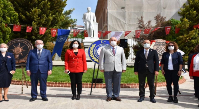 TEKİRDAĞ’DA 19 MAYIS KUTLAMASI ÇELENK SUNMA TÖRENİ İLE BAŞLADI