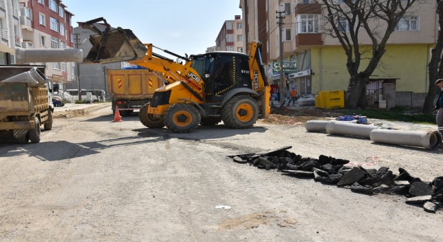 ERBAY CADDESİ’NE BETON YOL VE BASKI BETON KALDIRIM YAPILACAK