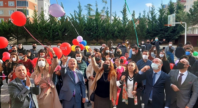 “BU GÜZEL EVLATLARIMIZ ALLAH’IN BİZLERE HEDİYE ETTİĞİ MELEKLERDİR”
