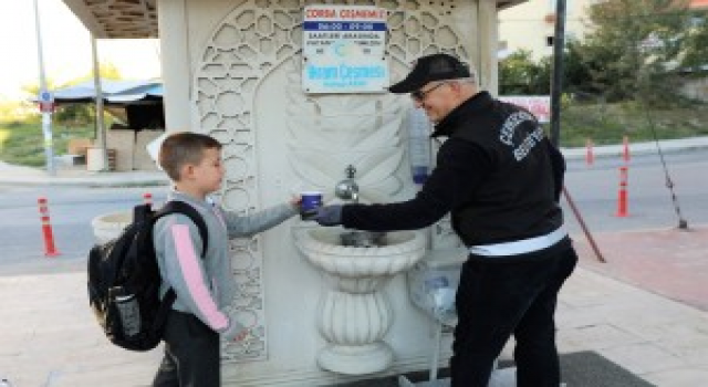 İKRAM ÇEŞMEMİZDEN ÇORBA YENİDEN AKMAYA BAŞLADI
