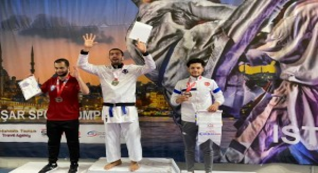 KARATE TAKIMI ŞAMPİYONADAN 2 MADALYA İLE DÖNDÜ