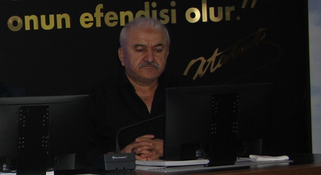 MEHMET KAR İSTİFASINI MECLİSE SUNDU