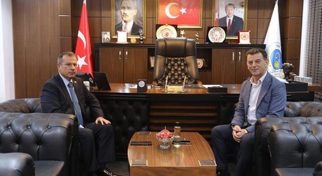 KAYMAKAM GÜRDAL’DAN BAŞKAN ÇETİN’E ZİYARET