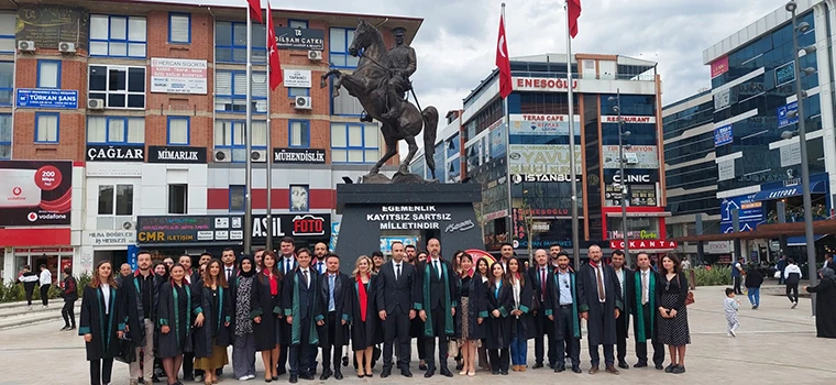 GÜRCÜN, “ADALETİN GÜVENCESİ AVUKATLIKTIR”
