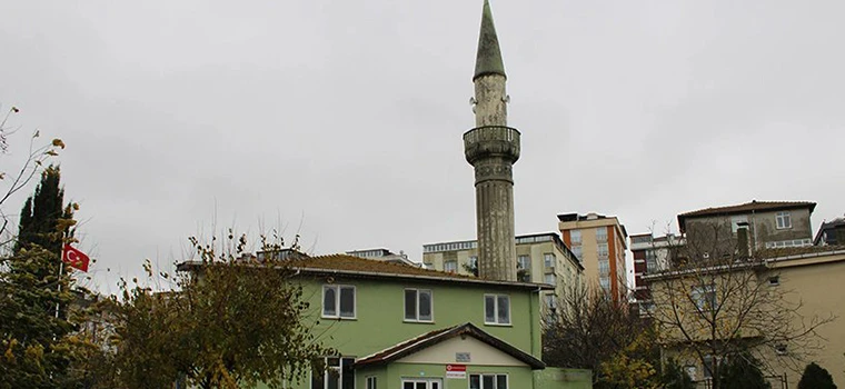 YIKILAN İSTASYON CAMİİ’NİN YENİDEN YAPIM ÇALIŞMALARI BAŞLADI