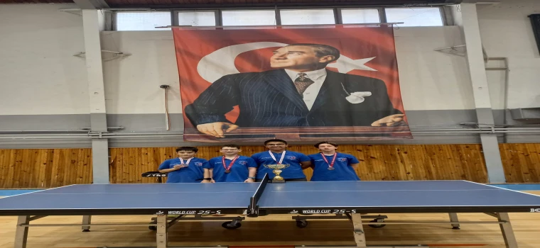MASA TENİSİNDE YILDIZLAR KATEGORİSİNDE YUSUF OLGUN ŞAMPİYON OLDU