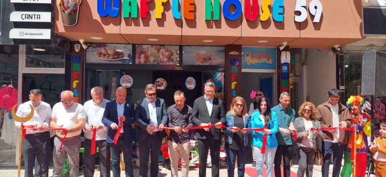 WAFFLE HOUSE59 TÖRENLE HİZMETE AÇILDI