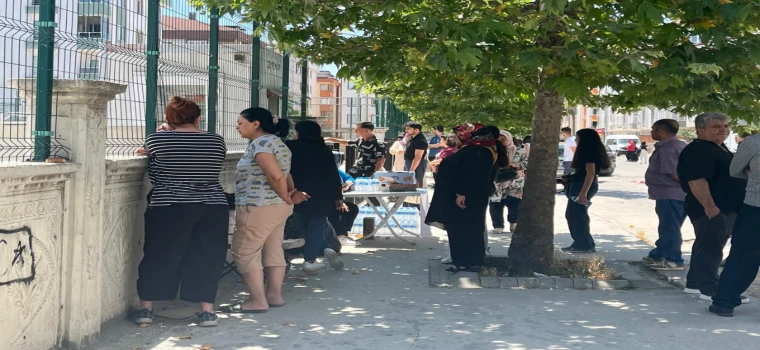 ÇERKEZKÖY'DE YKS SINAVLARINDA 10 BİNİ AŞKIN ADAY TER DÖKTÜ