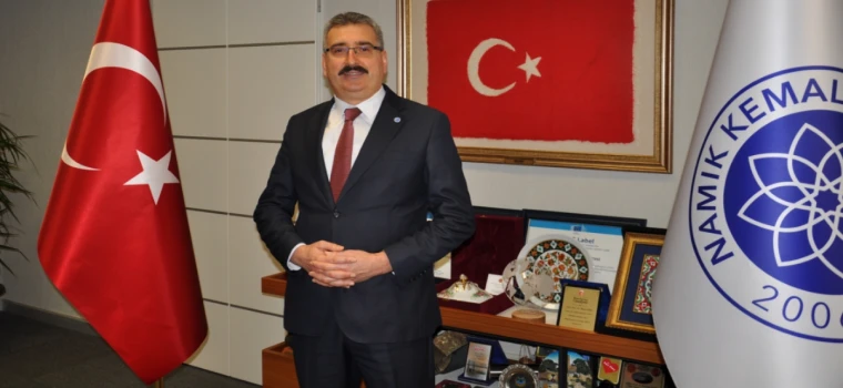 REKTÖR PROF. DR. MÜMİN ŞAHİN’DEN 15 TEMMUZ DEMOKRASİ VE MİLLÎ BİRLİK GÜNÜ MESAJI