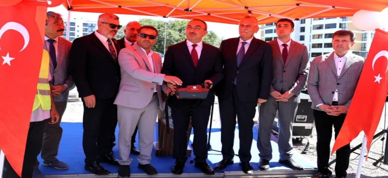 VALİ SOYTÜRK: “61 OKULU BİTİRDİK, EN ÇOK ÖNEMSEDİĞİMİZ KONU EĞİTİM”