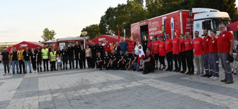 17 AĞUSTOS DEPREMİ 26’NCI YILINDA TEKİRDAĞ’DA ANILDI