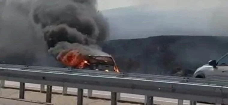 LPG’li Araç ve Buğday Tarlası Alevlere Teslim Oldu