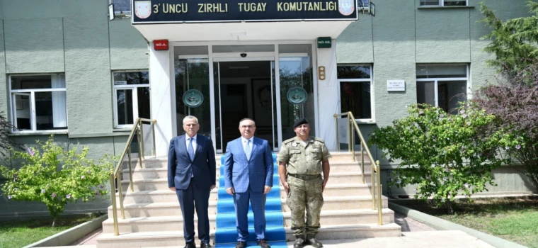 Vali Soytürk, Tugay Komutanı Bulut’u ziyaret etti