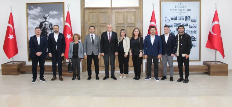 CHP İLÇE YÖNETİMİNDEN KAYMAKAM GÜNLÜ’YE ZİYARET