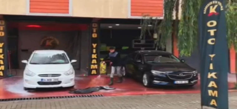 ÇERKEZKÖY’DE ÜST DÜZEY HİZMET: KARDEŞLER OTO YIKAMA KAPILARINI AÇTI