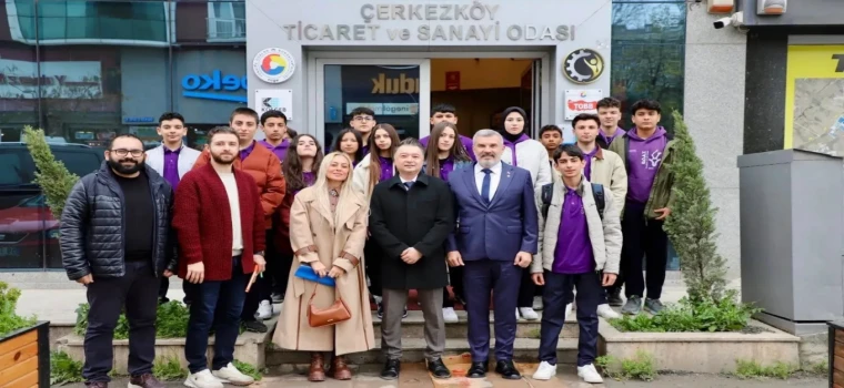 ROBOTİK KODLAMA ÖĞRENCİLERİNDEN ÇTSO’YA ZİYARET