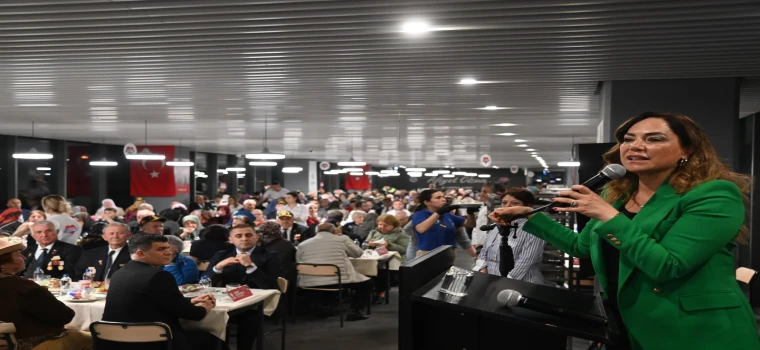 CANDAN YÜCEER’DEN İLK İFTARDA VEFA BULUŞMASI