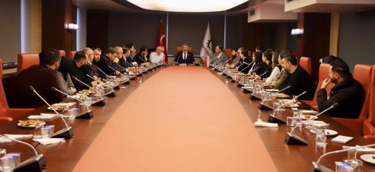 GENÇ GİRİŞİMCİLERLE DIŞ TİCARET MASAYA YATIRILDI: MISIR VE ÜÇÜNCÜ ÜLKELER GÜNDEMDE