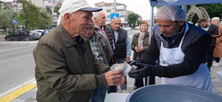 SARAY BELEDİYESİ’NDEN ŞEHİT POLİSLER İÇİN LOKMA HAYRI