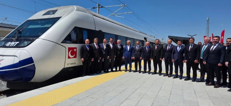 BAKAN URALOĞLU, ÇERKEZKÖY GARI'NDA İNCELEMELERDE BULUNDU