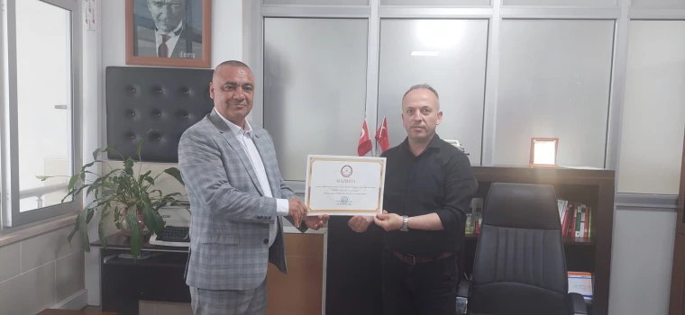 Murat Koçak, Coşkulu ve Büyük Bir Kalabalıkla Mazbatasını Aldı
