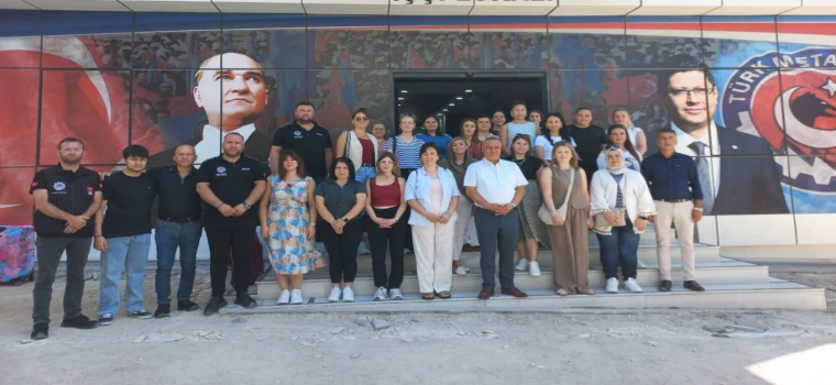 TÜRK METAL SENDİKASI ÇERKEZKÖY ŞUBESİ 20 KADIN ÜYESİNİ KIBRIS’A EĞİTİME GÖNDERDİ