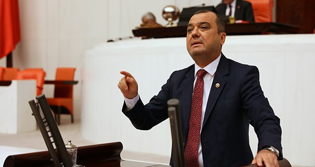 “PEDOFİLİYİ ÖVEN KİTAPLARIN ÇIKARILDIĞI BİR ORTAMIN OLUŞMASI ÜRKÜTÜCÜDÜR”