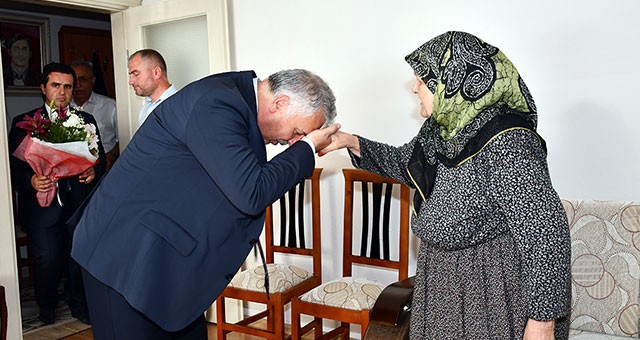 VALİ YILDIRIM: “SİZLER BİZE ŞEHİDİMİZİN EMANETİSİNİZ”