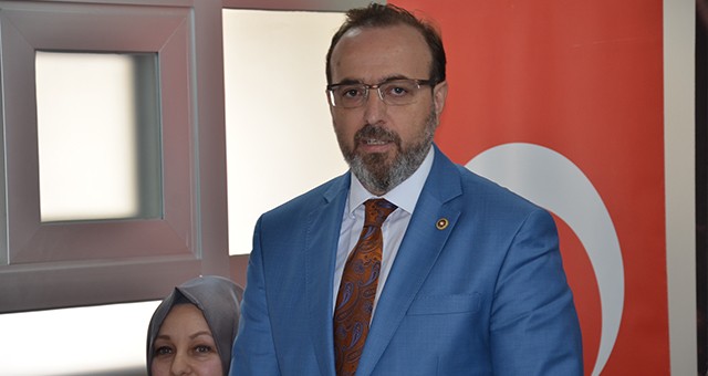 YEL: “HAYVANLARA ŞİDDET UYGULAYANLARA CEZA VERİLMESİNİ ÖNERECEĞİZ”