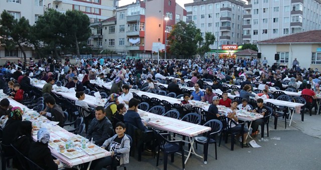 İLK İFTAR PAZARTESİ GÜNÜ