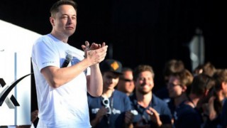 ELON MUSK’IN ROKETİ UZAYA BÖYLE ÇIKACAK!