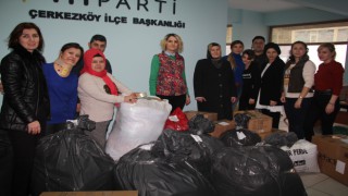 ÇERKEZKÖY’DEN 100 KOLİ YOLA ÇIKTI