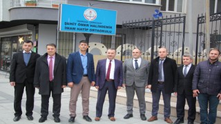 KARDEŞ HALİSDEMİR, AĞABEYİNİN İSMİNİN YAŞATILDIĞI OKULU ZİYARET ETTİ