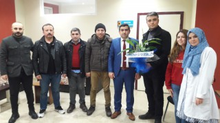 YAŞLI BAKIM MERKEZİ’Nİ ZİYARET ETTİLER