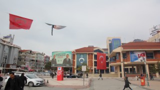 ÇERKEZKÖY’DE TÜRK BAYRAKLARI ASILDI