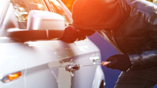 ARAÇ HIRSIZLARININ BAŞVURDUĞU 5 YÖNTEM