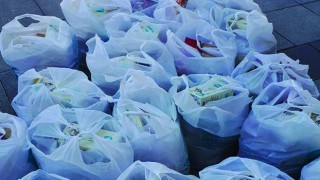 ÇERKEZKÖY’E GÖNÜLVERENLER İHTİYAÇ SAHİPLERİNİN YANINDA