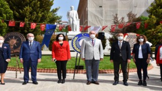 TEKİRDAĞ’DA 19 MAYIS KUTLAMASI ÇELENK SUNMA TÖRENİ İLE BAŞLADI