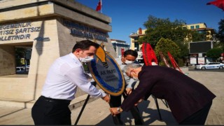 AK PARTİ’DEN ATATÜRK ANITI’NA 30 AĞUSTOS ÇELENGİ