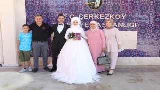 GÖRKEMLİ BİR DÜĞÜNLE DÜNYAEVİNE GİRDİLER