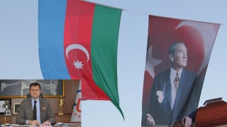 DEV AZERBAYCAN BAYRAĞI ÇERKEZKÖY SEMALARINDA DALGALANMAYA BAŞLADI