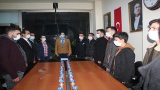 DÖNMEZ: “BÜLENT ECEVİT, ÖZLENEN, ÖRNEK ALINAN, SAYGI DUYULAN BİR LİDERDİ”