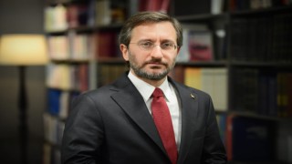 “GAZETECİLER, ‘HAKİKATIN TEMSİLCİSİ’ OLARAK GÖREV YAPMAKTADIR”