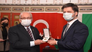 ALBAYRAK'A LİYAKAT NİŞANI