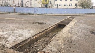 GECE YARISI RÖGAR KAPAKLARI VE MAZGALLARI ÇALDILAR