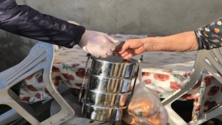 HER GÜN BİN SOFRAYA MİSAFİR OLUYORLAR