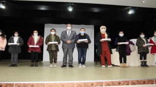 ÖĞRENCİLERE TABLET DAĞITILDI